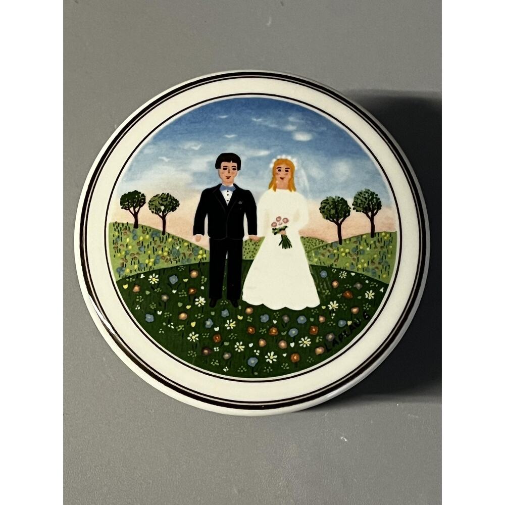 Villeroy & Boch Design Naif Round Wedding Trinket Box‎ Lidded Porcelain Dish